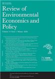 Review of Environmental Economics and Policy《环境经济与政策评论》
